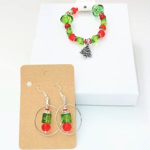 261C105 Red & Green Bracelet & Earring Set w/ Christmas Tree Charm